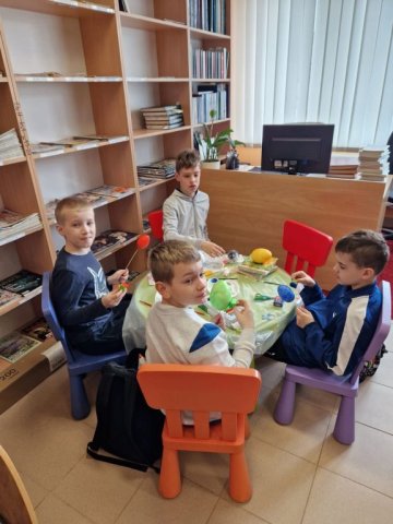 b_1024_768_0_00_images_2022_2023_kwiecien_warsztaty_jaja_339479859_1211724479704636_7037416409969421484_n